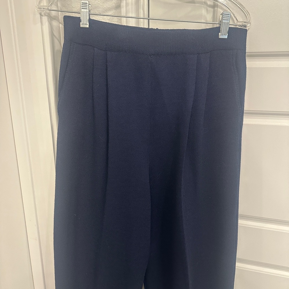 St. John Navy Knitwear pleated pants - Picture 2 of 5